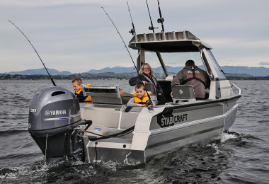 kid fishing family fishing boat children boating fishing